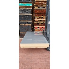 22. Okoume 19,5 mm HPL Donker grijs 2- zijdig  22. Okoume 19,5 mm HPL Donker grijs 2- zijdig