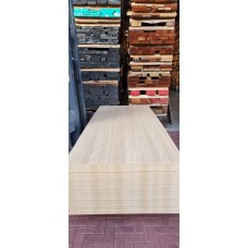 44.  MDF 19 mm  Eiken kwartiers, mix-match 2- zijdig