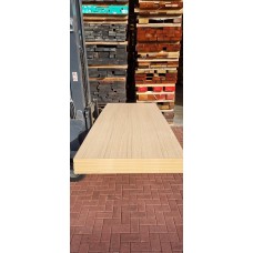 48.  MDF 19 mm  Eiken kwartiers, mix-match 2- zijdig