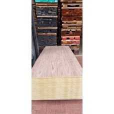 55. V313 MDF 19 mm Am Noten, Wildverband 2-zijdig 55. V313 MDF 19 mm Am Noten, Wildverband 2-zijdig