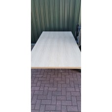 60. Berken 19 mm Eiken kwartiers b.m. 1- zijdig 