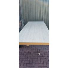 78. MDF 19 mm Eiken kwartiers wildverband 2-zijdig 78. MDF 19 mm Eiken kwartiers wildverband 2-zijdig