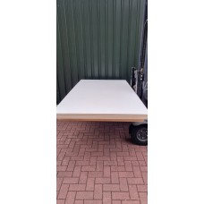 339. 18mm Populier multiplex HPL Wit 2- zijdig 339. 18mm Populier multiplex HPL Wit 2- zijdig